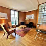 Pavillon D\'Auguste Perret