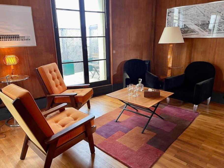 Pavillon D'auguste Perret *